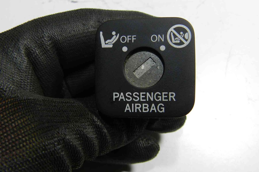 фото №1, Вимикач подушка безпеки пасажира toyota avensis t27