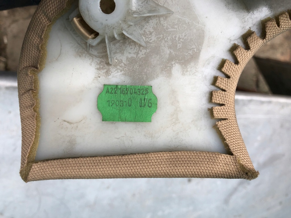 фото №4, Оббивка стійка заднього lewego mercedes-benz оригінальний номер a2216904325