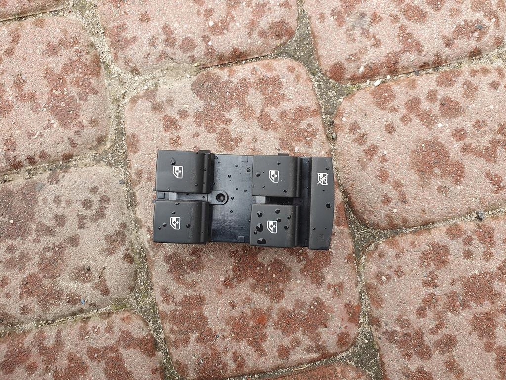 фото №1, Панель перемикач вікон opel astra k v 13408458