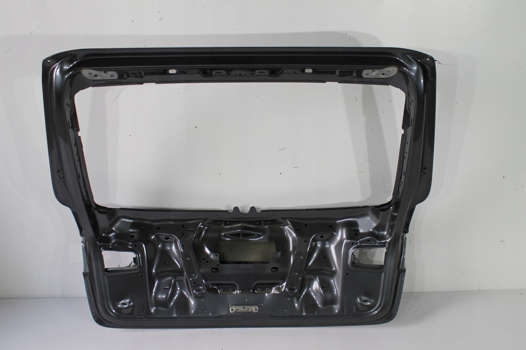 фото №5, Кришка багажника задня audi a6 c7 kombi хром