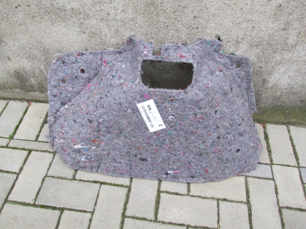 фото №4, Шумоізоляція підкрилок багажника c-max mk2 2013 rok