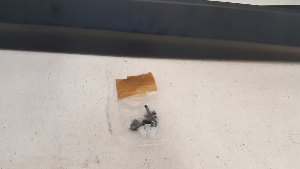 фото №5, Opel tigra b 2 молдинг порог порог левый 2004-2009r