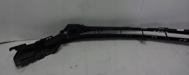 Решётка средняя бампера mercedes c-klasa в Украине