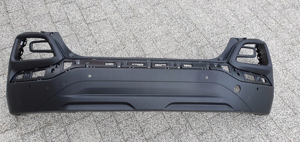 фото №1, Hyundai kona бампер задняя оригинал d126