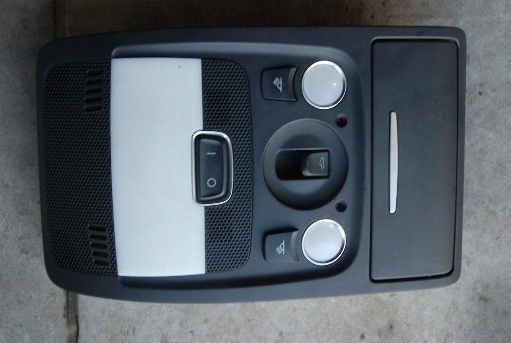 фото №1, Лампа потолочный audi a4 a5 8k0951177