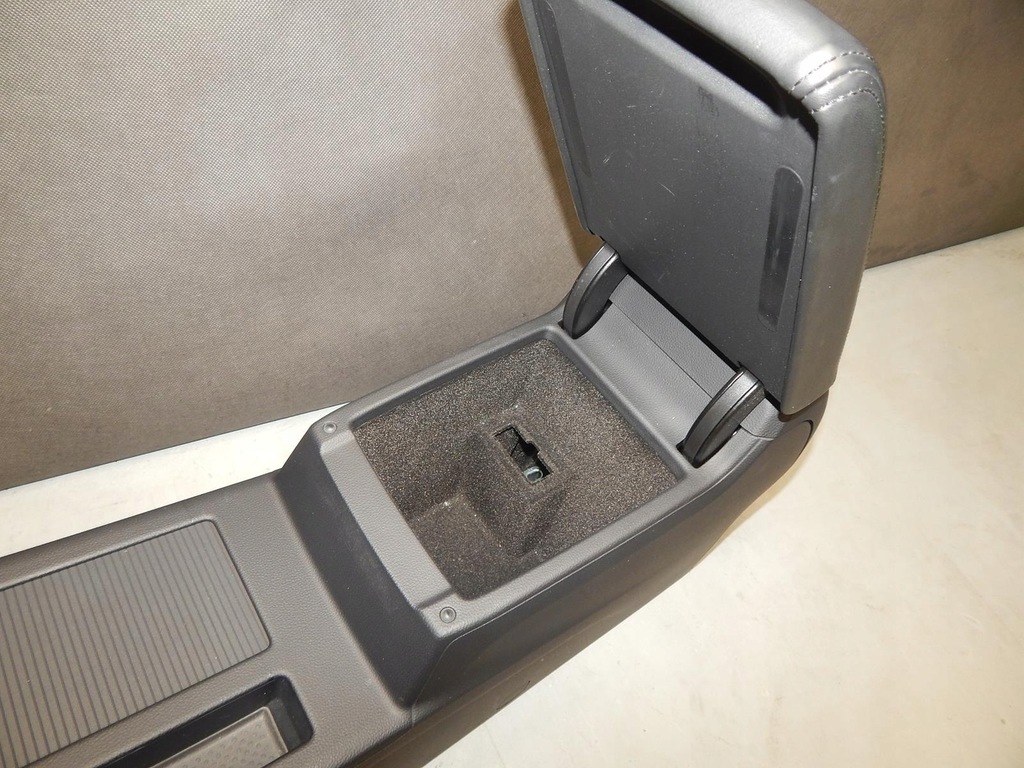 фото №5, Vw passat b8 подлокотник кожа 3g1863241c