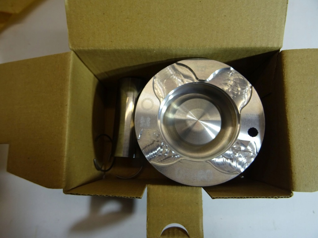 фото №5, Toyota rav4 iv поршень 131010r090 новий avensis verso