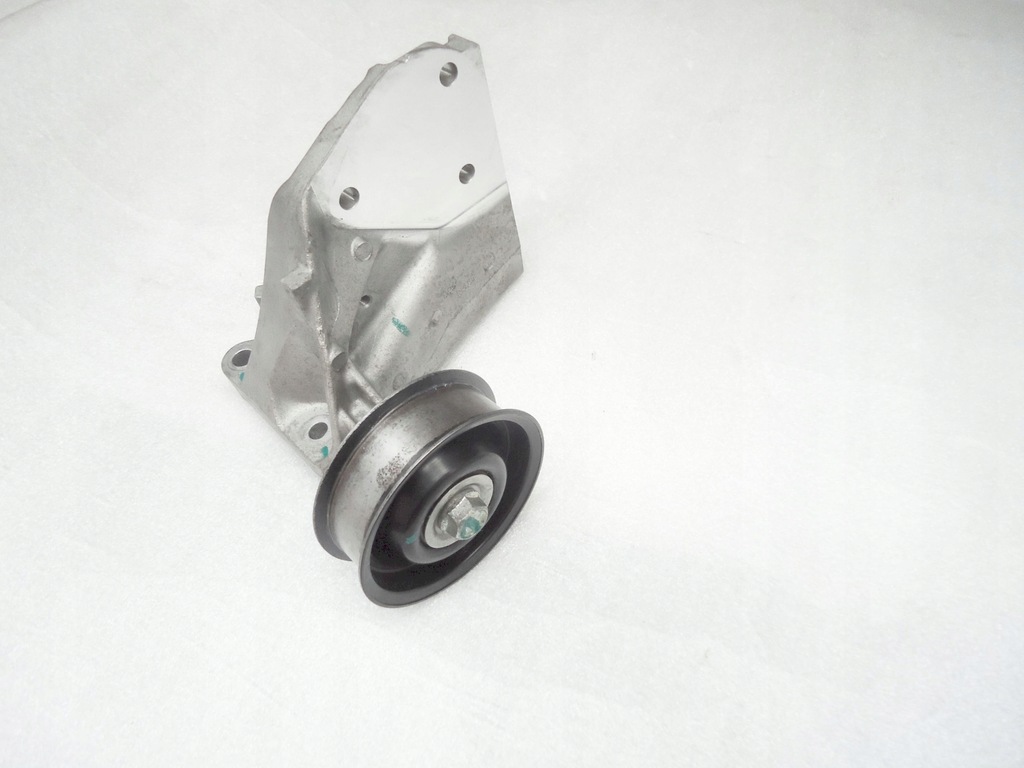 фото №1, Nissan note pulsar 1,2dig-s кронштейн ролик ремень