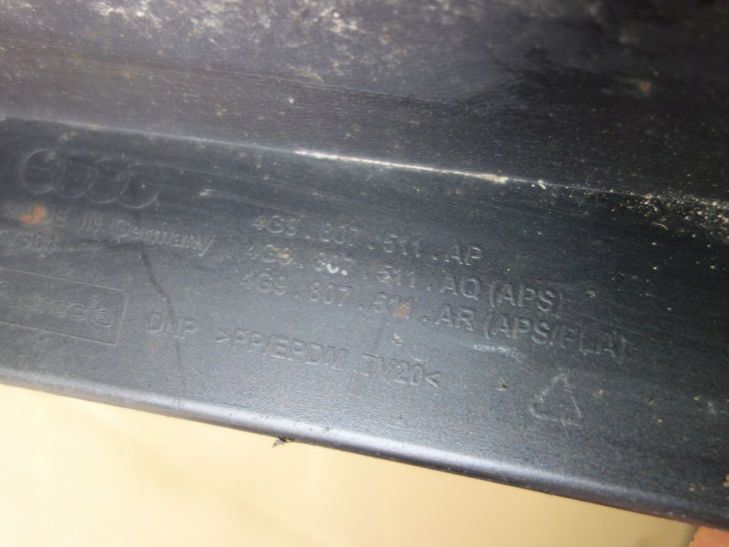 Бампер задний audi a6 c7 kombi 4g9807511 2 трубы!! с Разборки