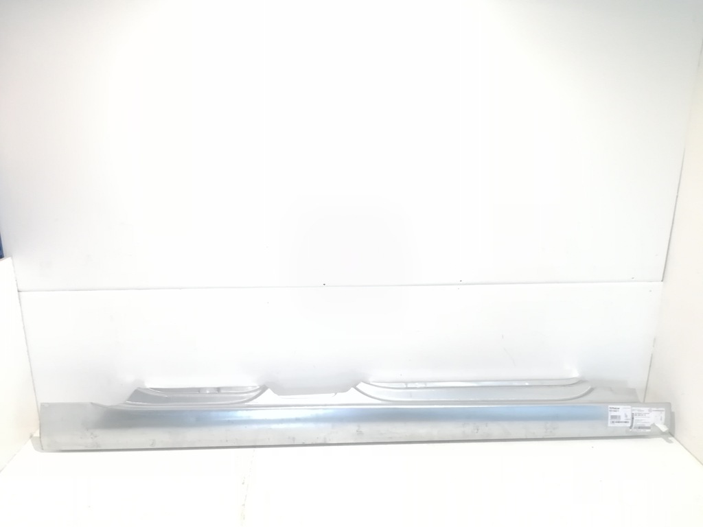 фото №8, Порог пороги правый+ левый kpl vw golf v hb 5 дверь оцинковка