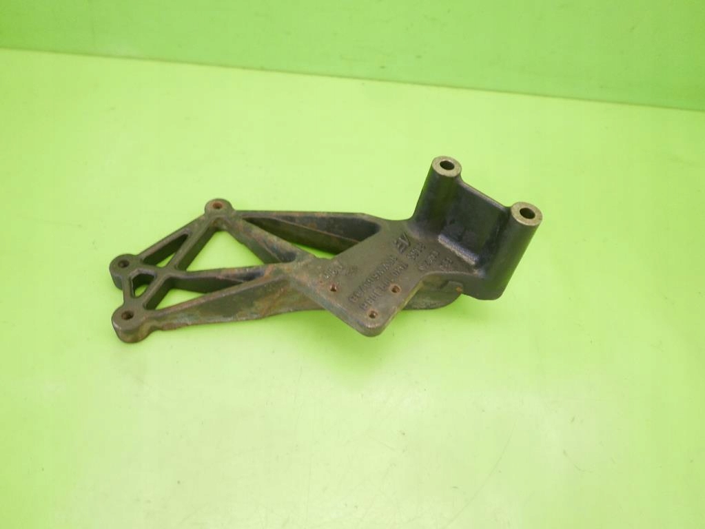 фото №1, Кронштейн кронштейн двигуна ford galaxy mk1 1.9tdi 95-