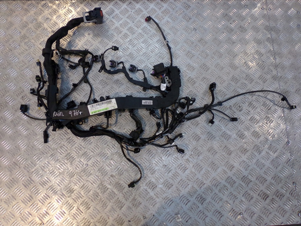 фото №1, C w205 жгут двигателя a6510109418 coupe mercedes