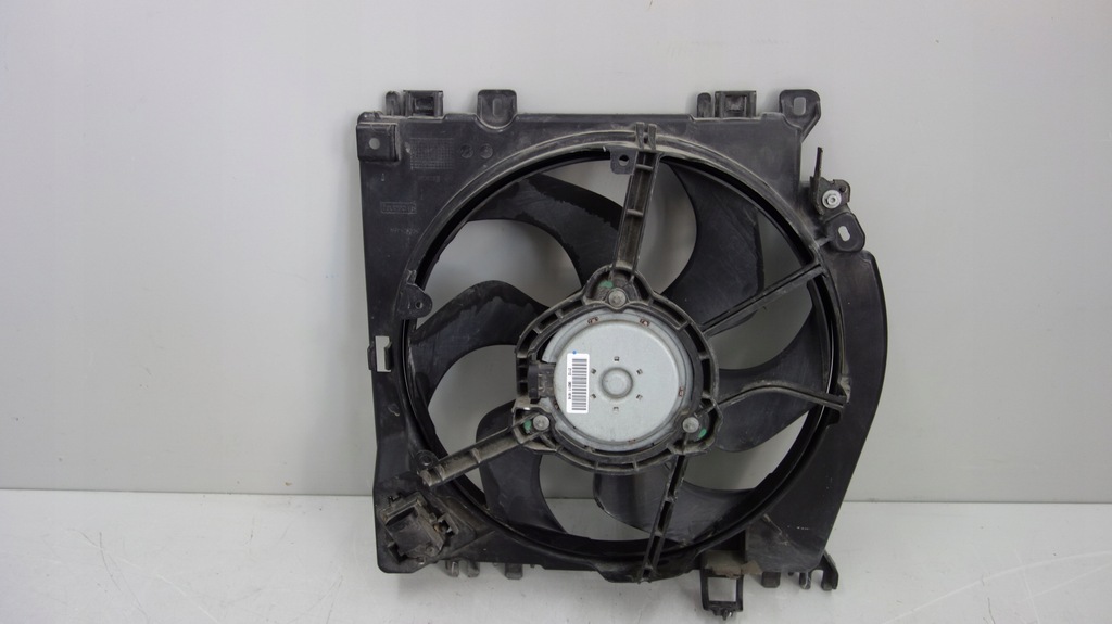 фото №2, Renault clio iii вентилятор радиатор 8200966248