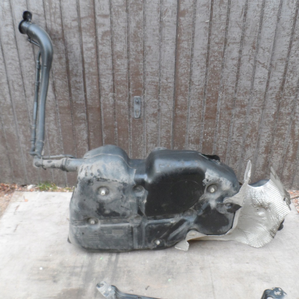 фото №9, Bak бак топлива 9671304480 citroen ds5 2.0 hdi