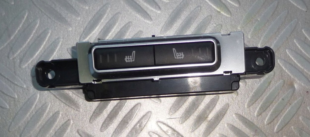 фото №2, Range rover sport l494 панель подогрев сидений задняя