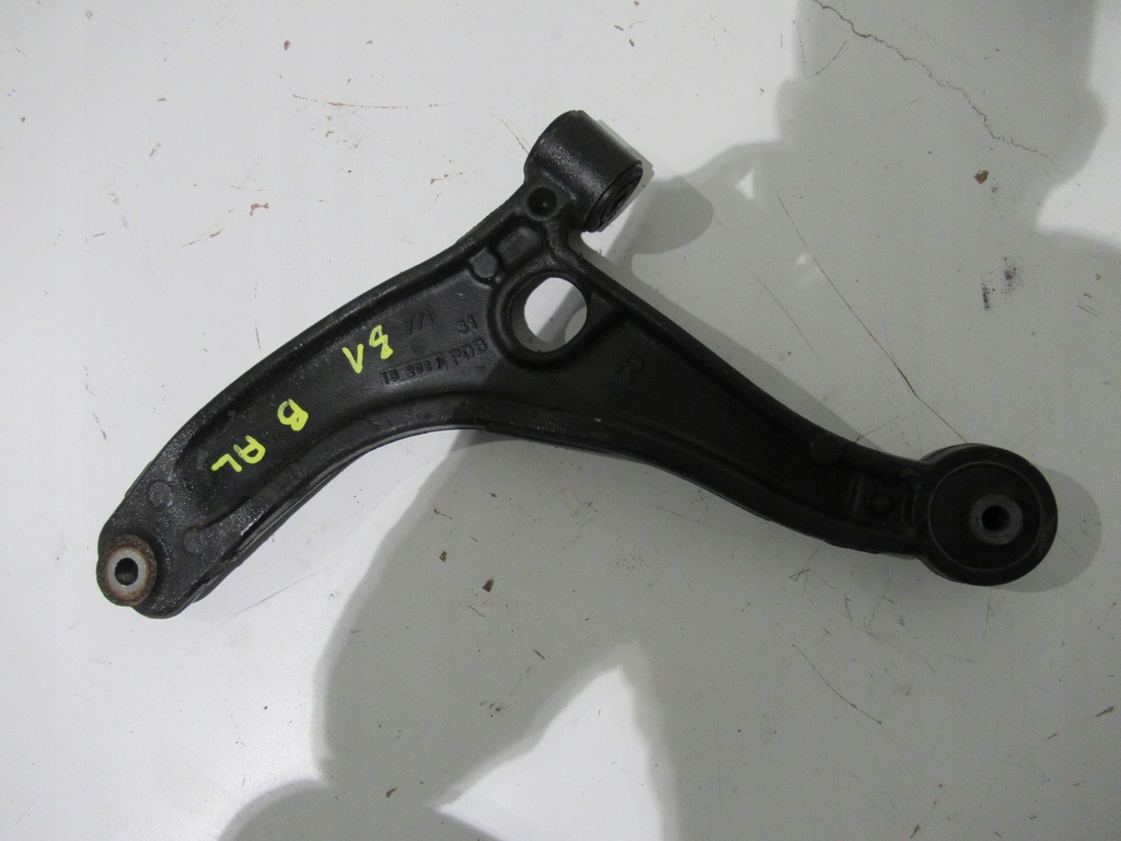 фото №1, Рычаг правый перед renault master iii