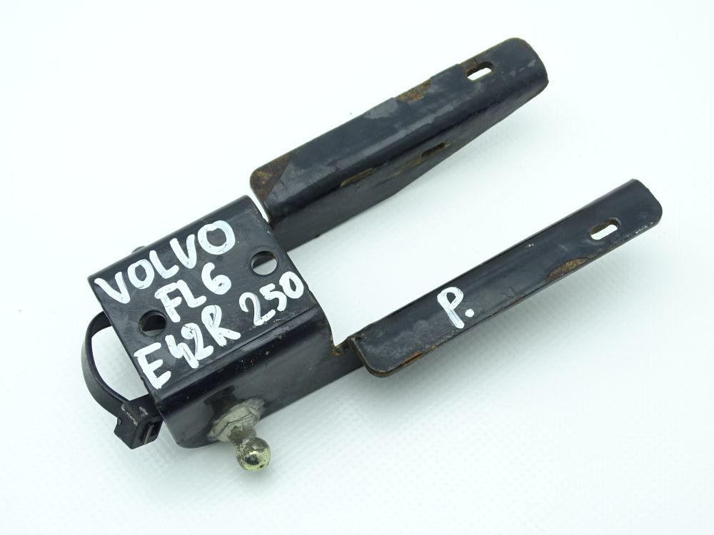 Купити Volvo fl6 00-06 кронштейн привід капота правий