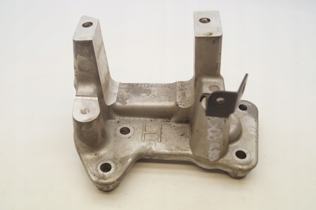 Купить Peugeot оригинальный номер 9671260480