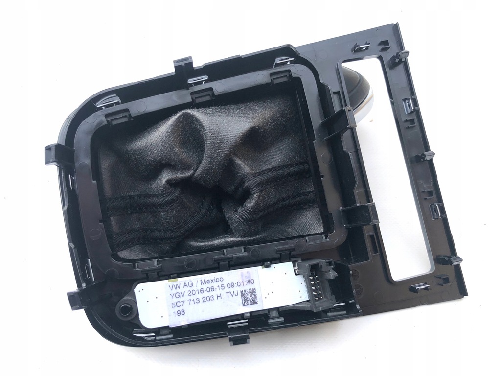 фото №5, Рамка дисплей передач ручка dsg 5c7713203h tvj vw jetta 5c6