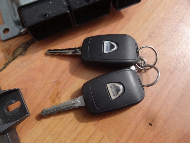 фото №4, Dacia sandero ii 2018 lift 1,0 sce бортовий комп'ютер набір