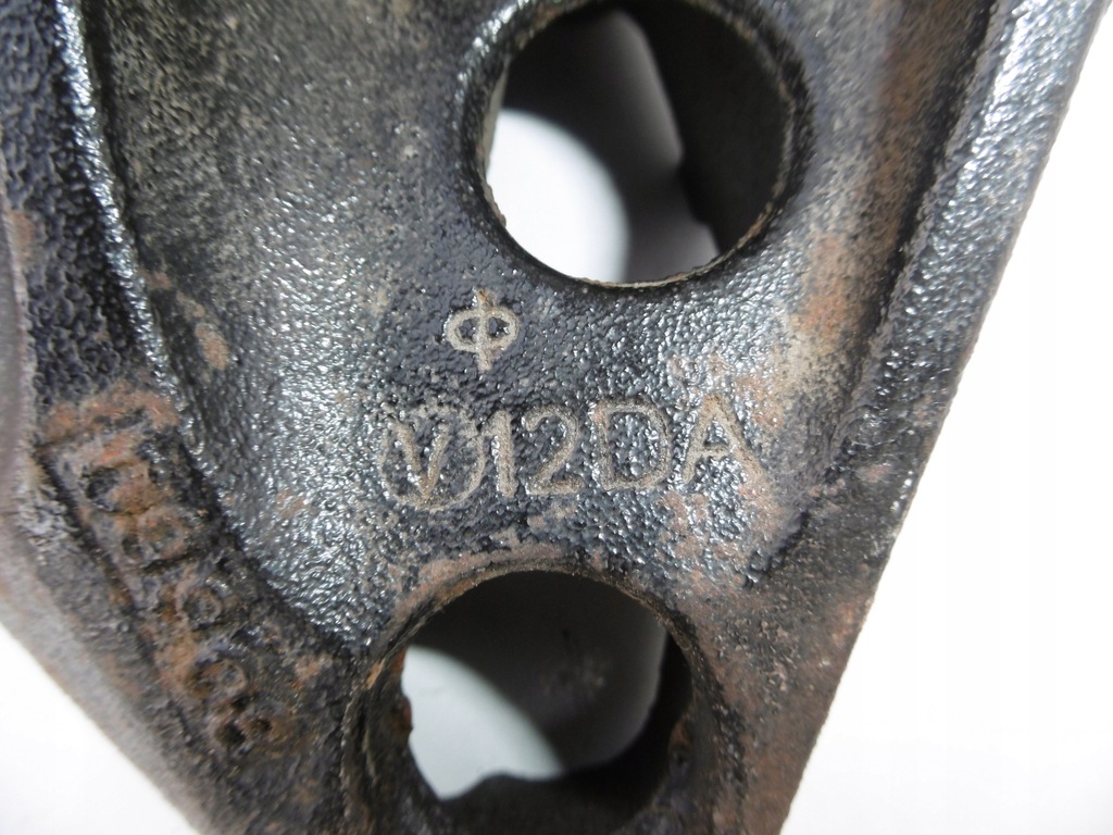 фото №5, Кронштейн двигателя toyota prius auris 1.8 гибрид