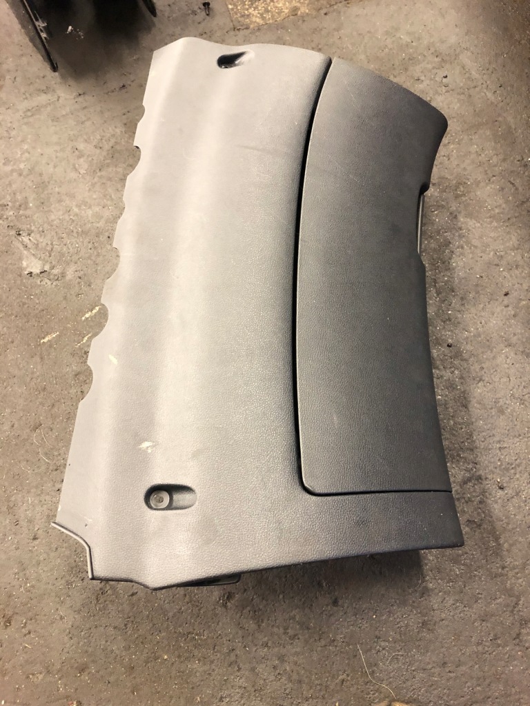 фото №1, Skoda octavia ii lift бардачок 1z1857103