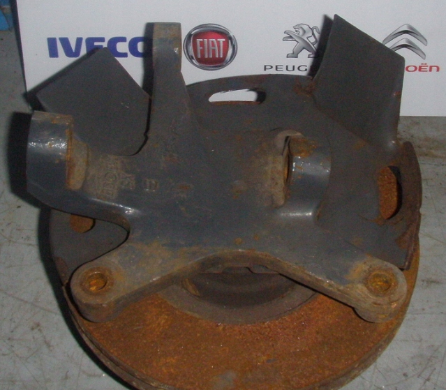 фото №1, Поворотний кулак ліва iveco daily 2006-2011 35/50c