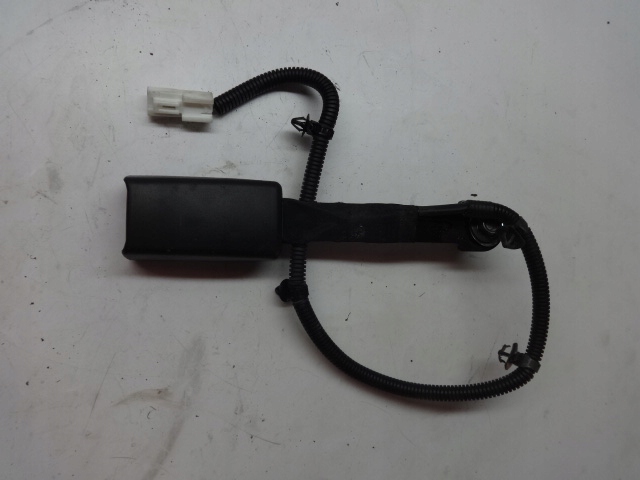 фото №1, Hyundai i30 i 07-12r клипса поперечина правая перед