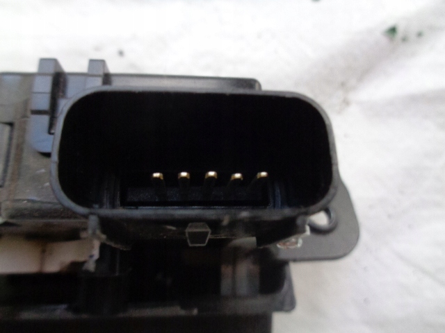 фото №3, Kia sportage iv замок задний крышки