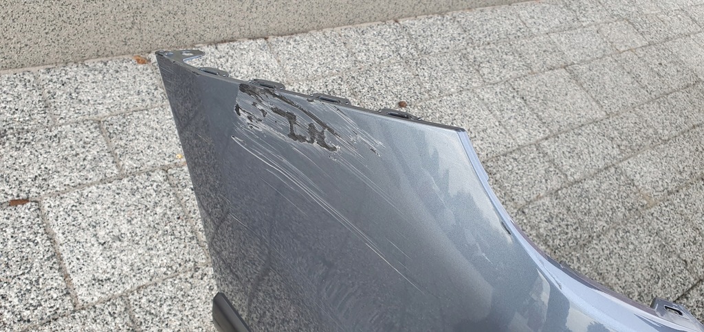 фото №7, Outback v 2015- бампер перед оригинал c209