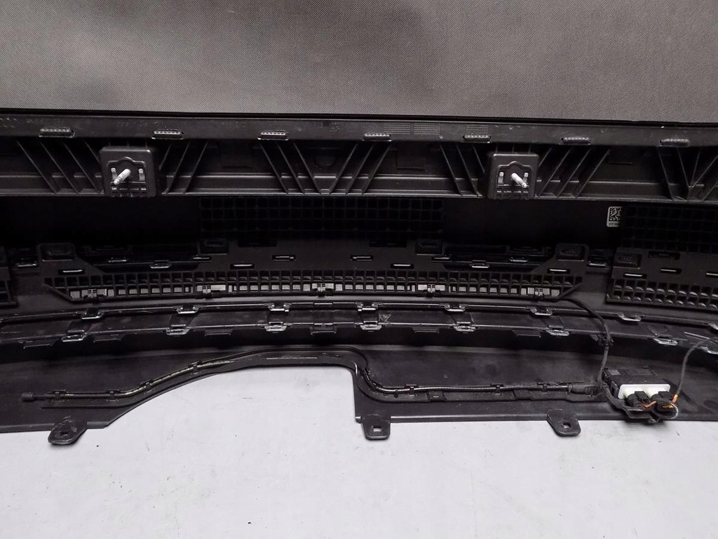 фото №15, Audi a7 4k бампер задняя ly9b pdc радары направляющие