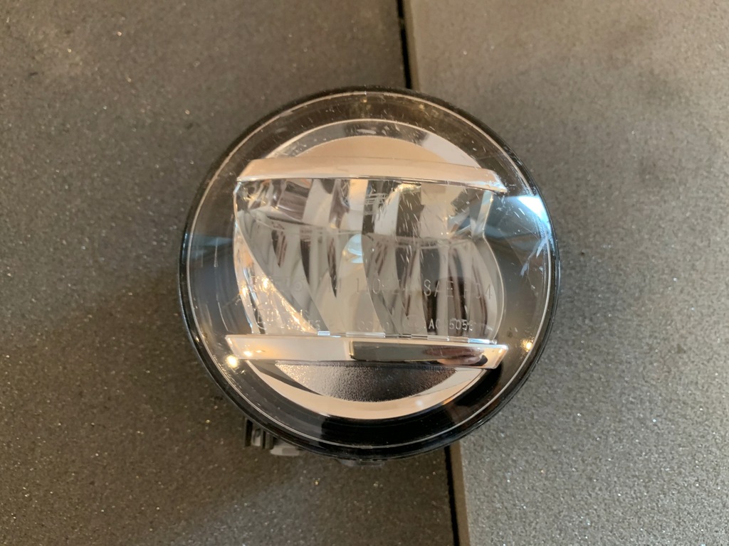 фото №1, Honda civic x 18- правый противотуманная фара