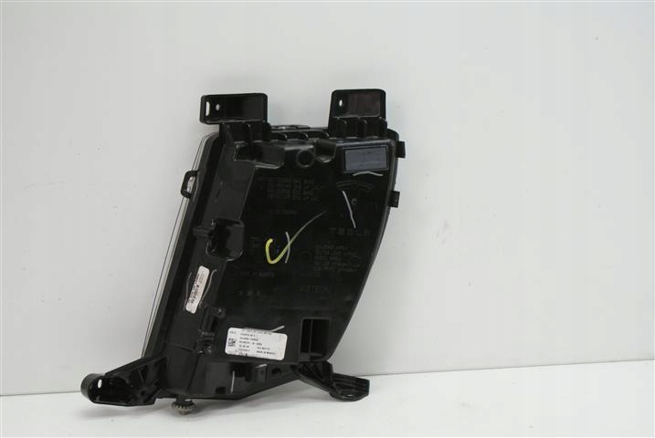 Tesla model s 12-16r. праве ліхтар drl led Ціна