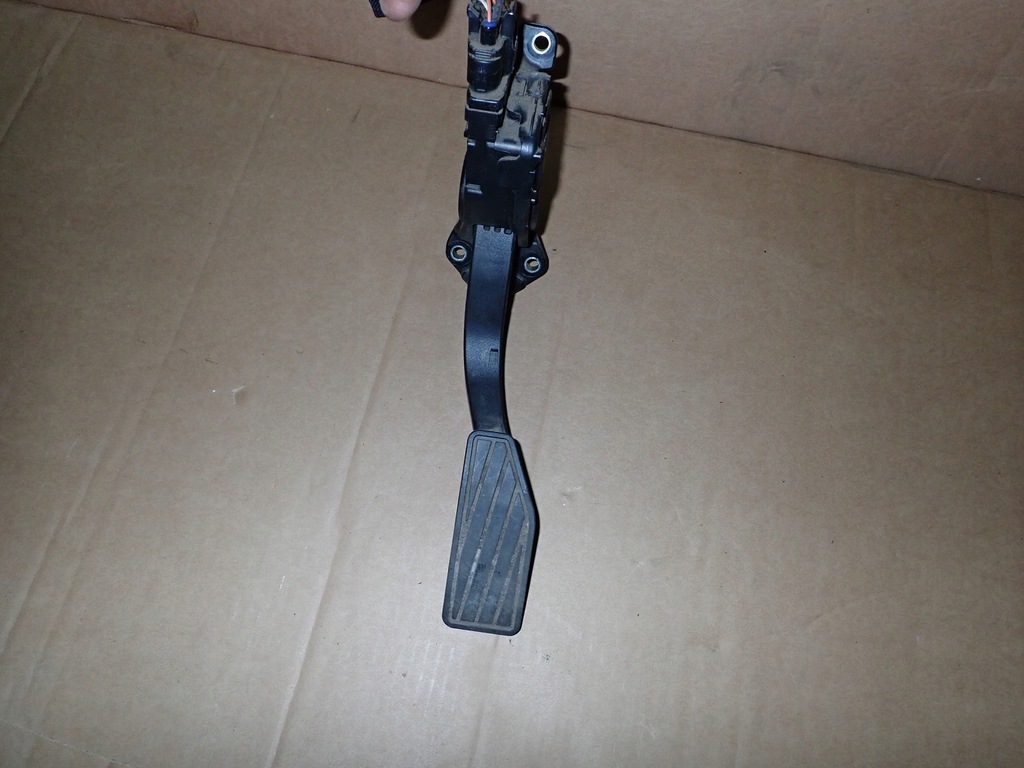 фото №4, Grand vitara ii 06- 1,6 педаль газа europa