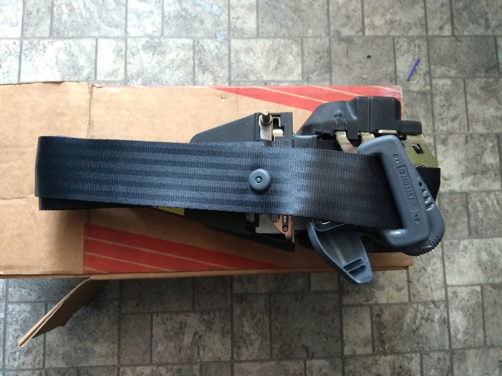 фото №1, Pas безпеки правий перед siena palio