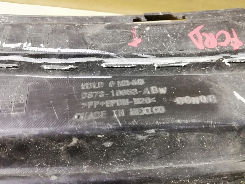 фото №4, Ford mondeo mk5 v 14- решётка радиатора решётка левая