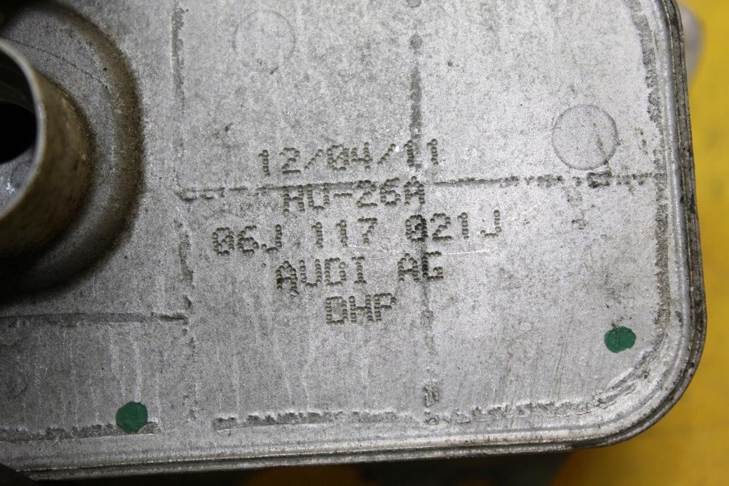 фото №5, Радиатор масла a4 b8 1.8 tfsi 06j117021j