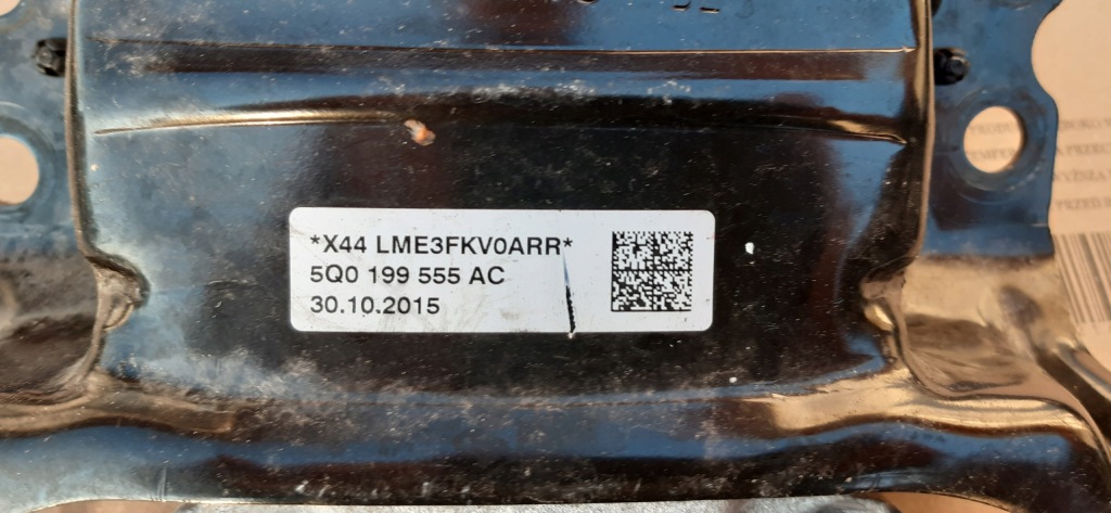 фото №5, Vw golf vii 1,6tdi16r подушка коробки 5q0199555ac