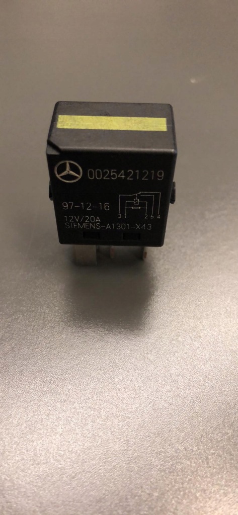фото №1, Mercedes a klasa w168 реле 0025421219
