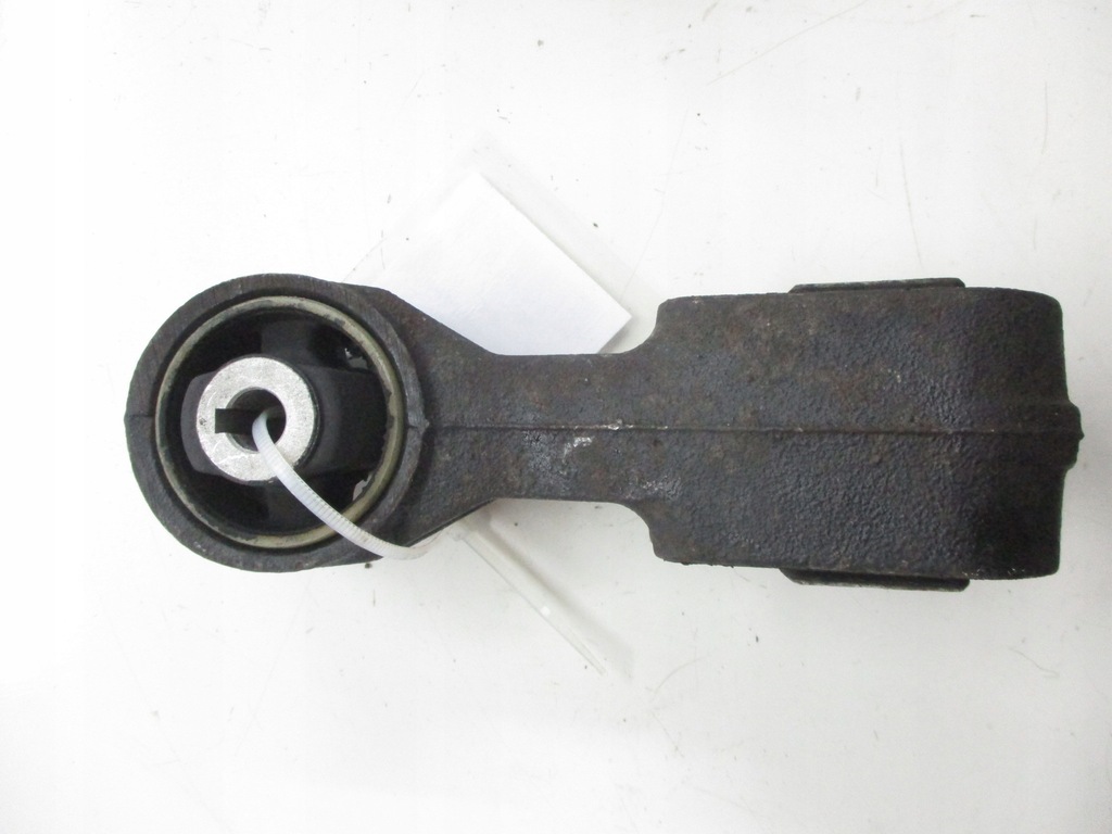 фото №4, Peugeot 406 2.0 hdi 99- кронштейн подушка двигателя rhz