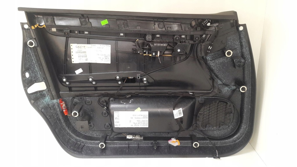 фото №4, Обшивки комплект audi a4 b7