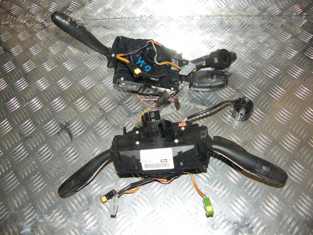 фото №1, Переключатель комбинированный лента peugeot 207 96630724xt