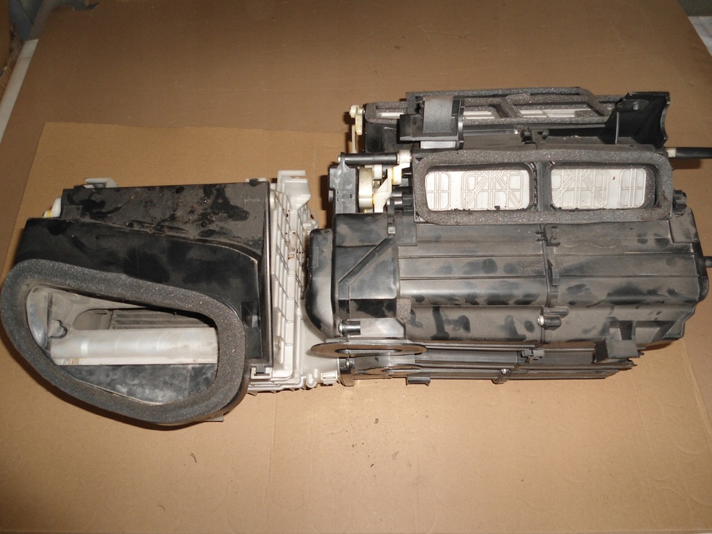 фото №5, Корпус обігрівача infiniti g35 sedan 2005 3.5 v6