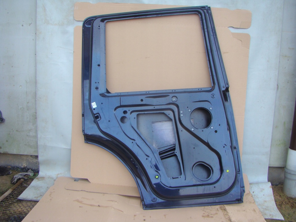 фото №4, Land rover discovery iv. дверь задние левая r81