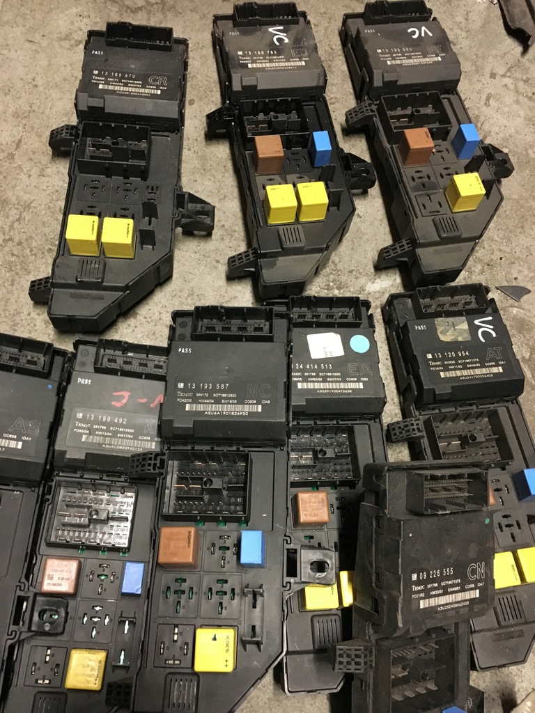 фото №1, Opel vectra c модуль комфорту 13165971 cs