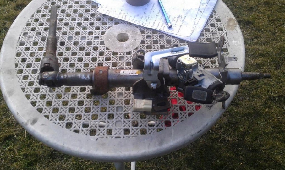 фото №1, Mazda premacy - замок зажигания ключ колонка