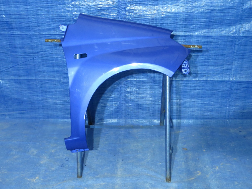 фото №1, Daihatsu cuore крила передній правий перед