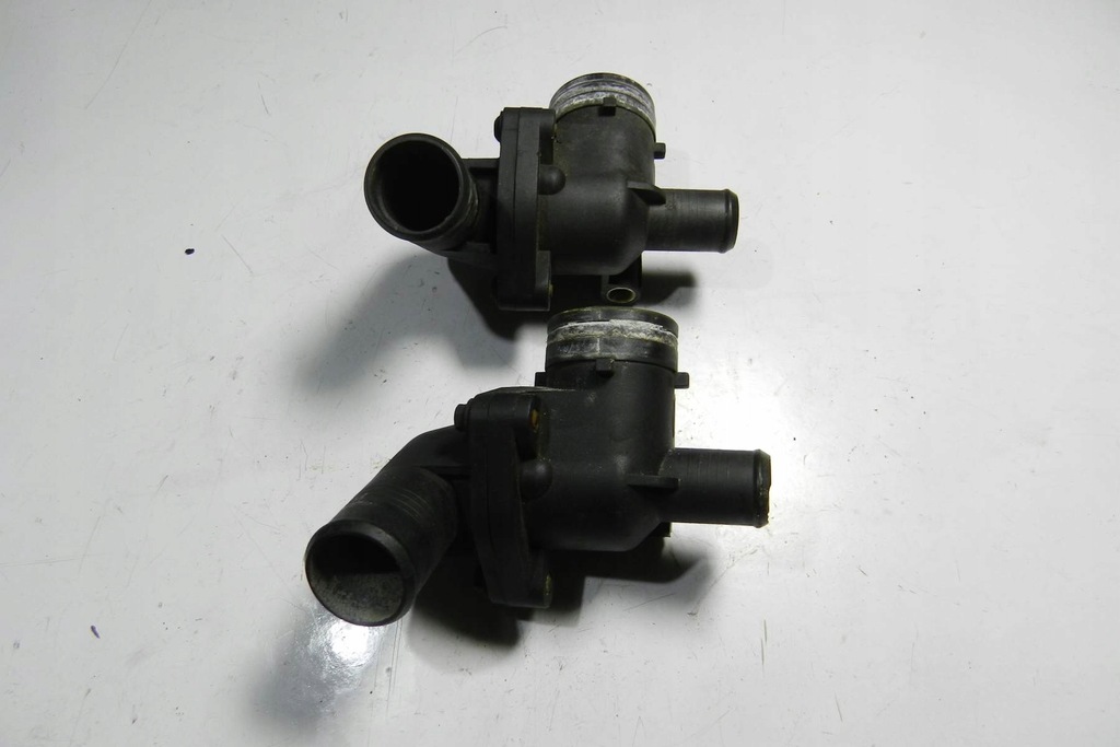 фото №1, Корпус термостата ford transit mondeo tddi 1c1q8594ba