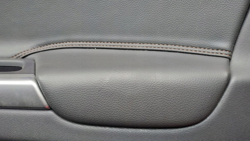 фото №9, Volvo xc60 обивка дверь правая rh с лампа led