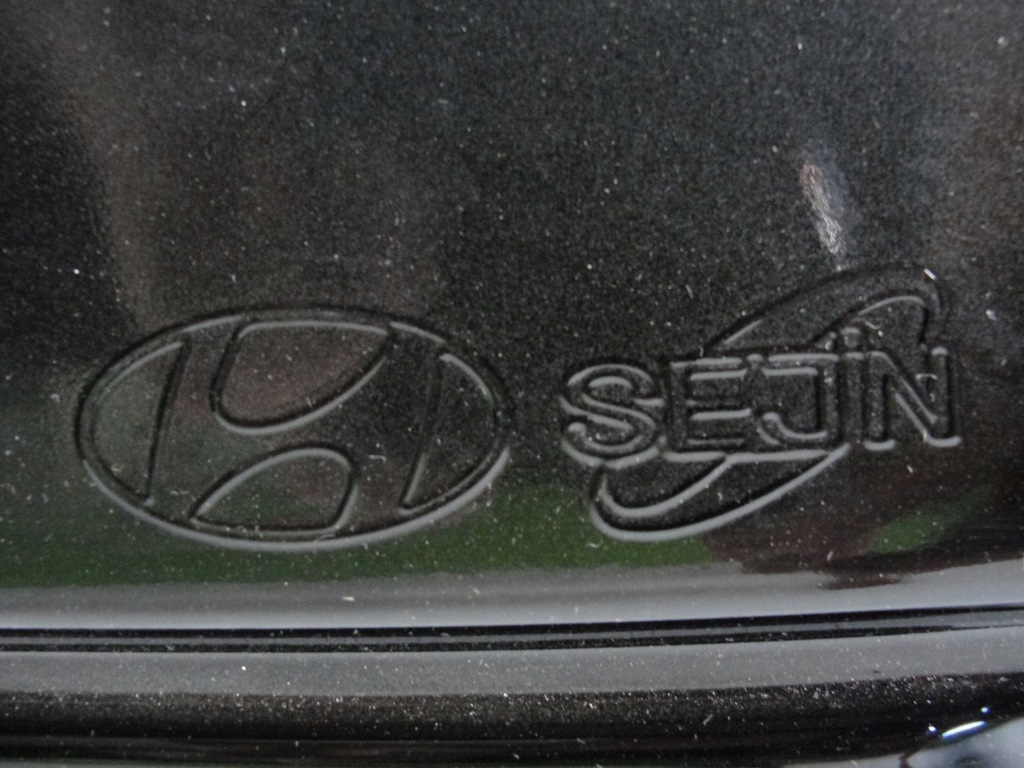 фото №10, Накладка крышки spoller hyundai i40 kombi 87210-3z000